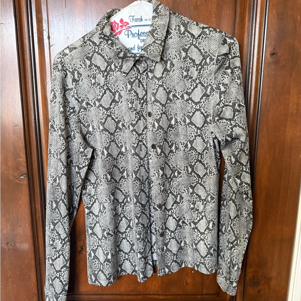 French Connection Gray Snake Print Casual Shirt